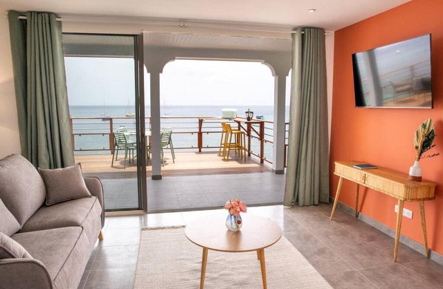 TI PUNCH, appartement 3 pièces neuf, front de mer