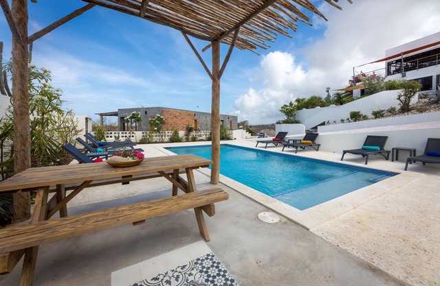 Tiara Apartment - Panoramic View With Beautiful Pool