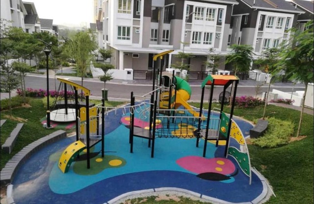 Tiara South, Ecohill Eco Majestic Enjoy Sunsets at Fully Equipped 3-Story House