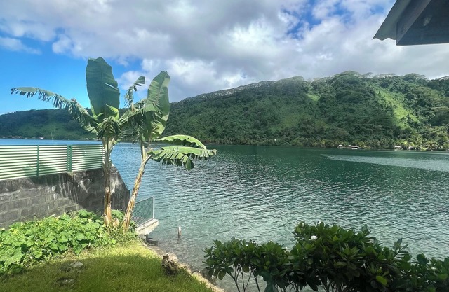 Tiare - Faaroa Bay Villa