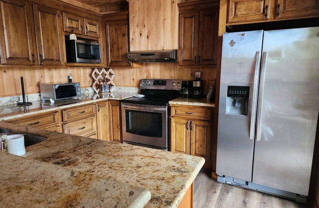 Tickfaw River House - sleeps 8- has 5 beds