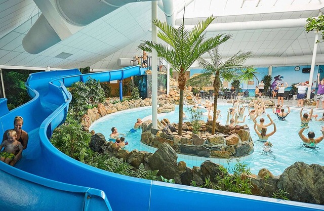 Lujosa villa ideal para niños con sauna en Limburg