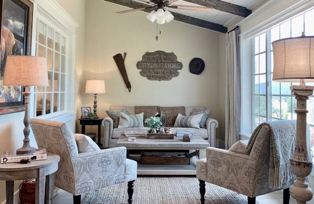 Tierra Madre Vineyards B & B - The Guest House