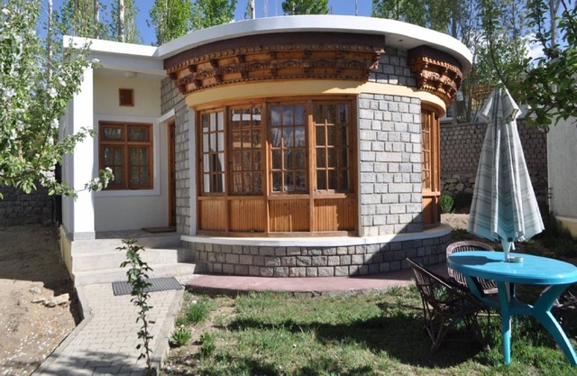 TIH Royal Heritage Resort