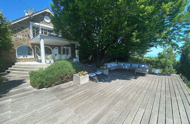 Tihany Hillside Family Home with Panoramic Views - Walking Distance to the Lake