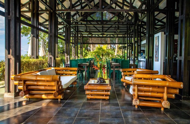 Tiki Villas Rainforest Lodge & Spa