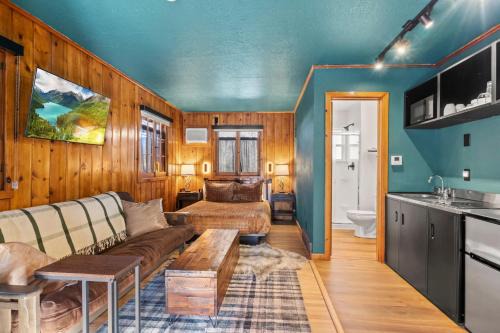 Timber Lodge #30