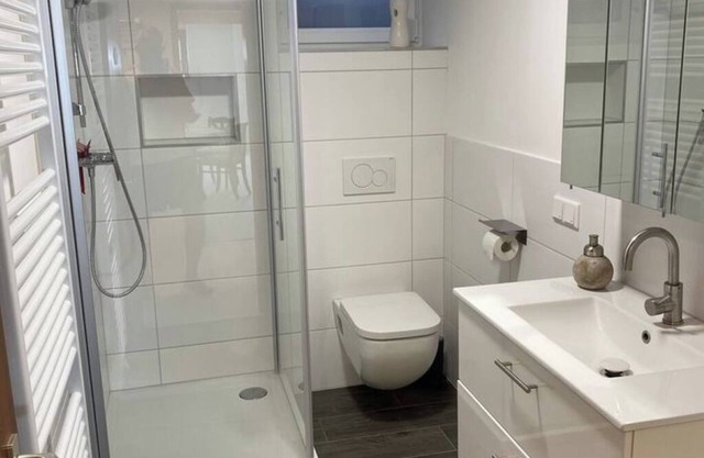 Time out 2/bright spacious vacation apartment