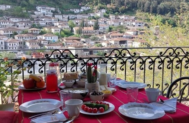 Timos Guest House