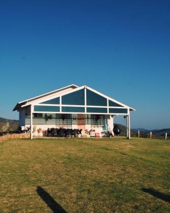 Tinton Hillstay