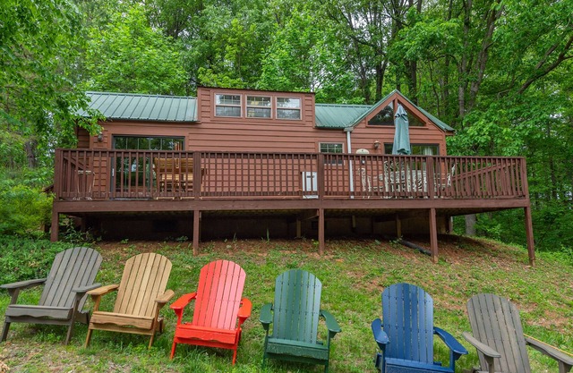 Tiny Balsam Cabin with Magnificent Views