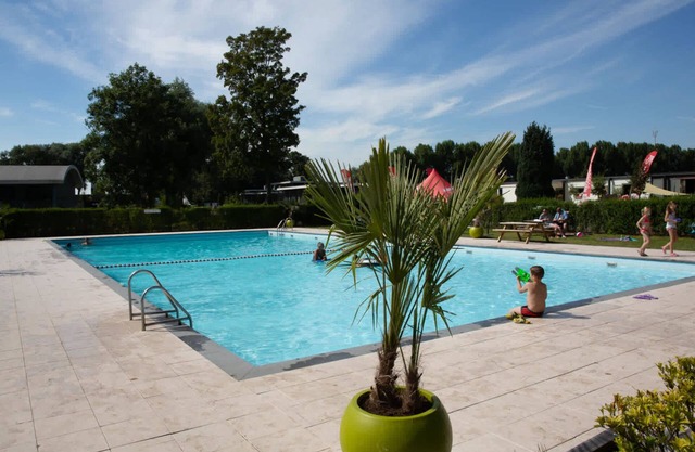 Tiny Cottage Hottub 2+2 by Interhome