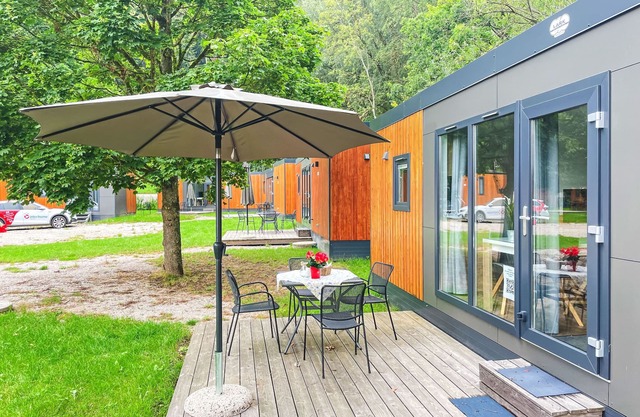 Tiny Haus Sunside Gardenlounge by Interhome