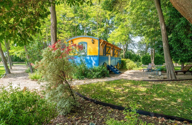 Tiny Home 'Morgane' with Shared Garden, Wi-Fi, and Air Conditioning