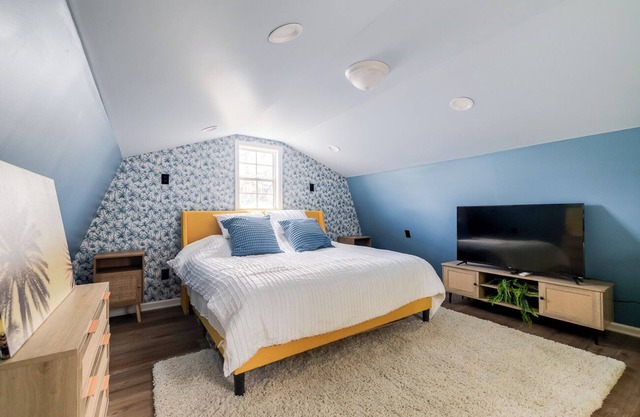Tiny House 20 Mins from Beach