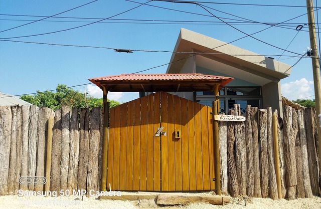 Tiny House Kingdom de Lujo con Cama King a 3 minutos de la playa y el aeropuerto