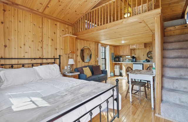 Tiny House @ Trailhead Cabins