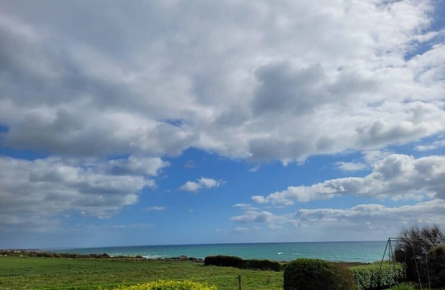 Tipoz'immo-Brise Marine 1-sea view-spot surf-cosy