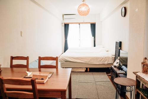 Tipy records inn room