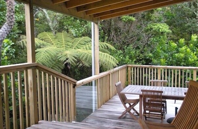 Tiromoana - Mathesons Bay Holiday Home