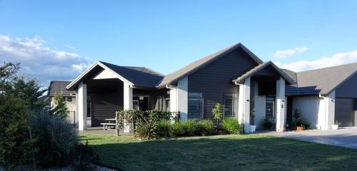 Titoki House - Bed and Breakfast