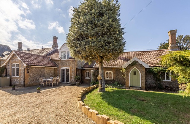 Toad Hall es una casa de la escuela del pueblo convertida y está llena de carácter