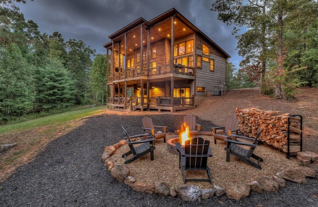 Toasted Oak - Mountain Luxury | Hot Tub | Fire Pit