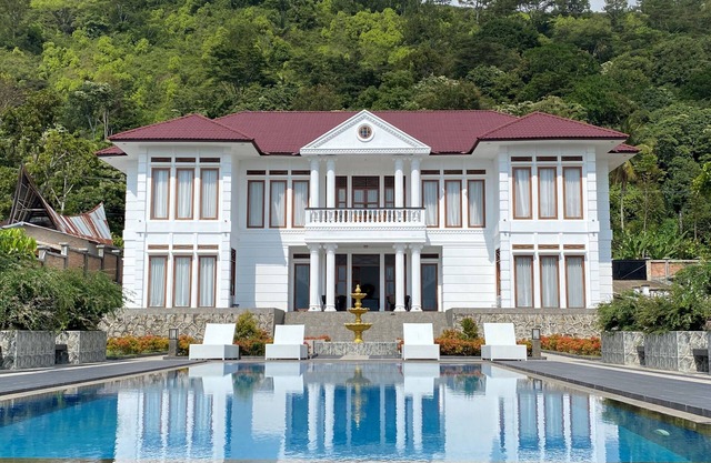TOBA RETREAT MANSION AND VILLAS