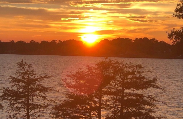 Toledo Bend! Great Fishing with Great Sunsets!