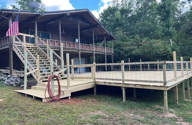 Toledo Bend / Water view / Beach access / Gameroom