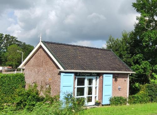 Tolhuisje bij Driezum