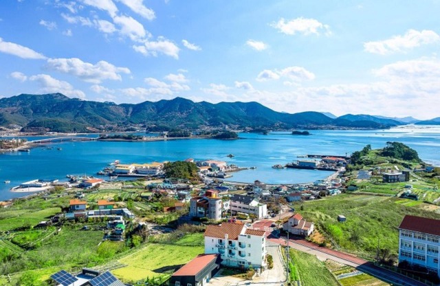 Tongyeong Haeorum Kids Pension