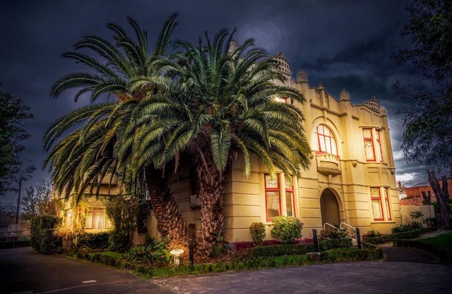 Toorak Manor Hotel Free Parking