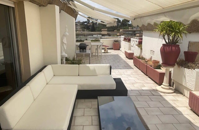 top floor apartment with private park
