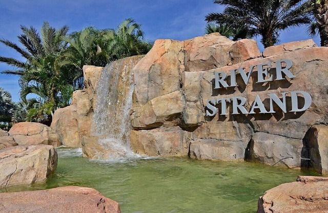 Febrero de 2020 - Condominio disponible en el último piso - River Strand
