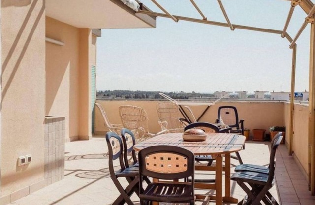 Piso en planta alta con vistas al mar en Gallipoli