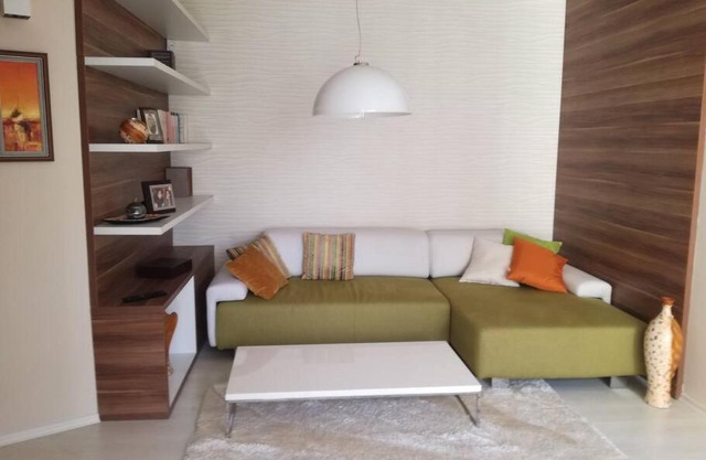 Top luxury apartment, great location