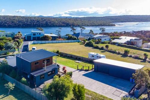 Top Of The Bay - Best Place To Stay