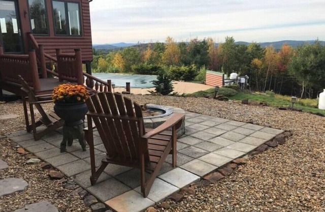 Top of the World 2 bedroom apt Pat’s Peak 15 min