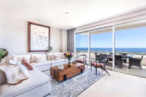 Top-Rated 3 Bedroom Ocean Views Infinity Pools