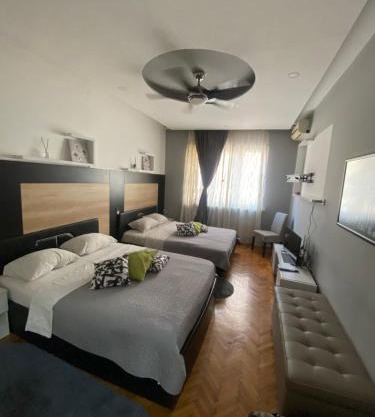 Top rooms21