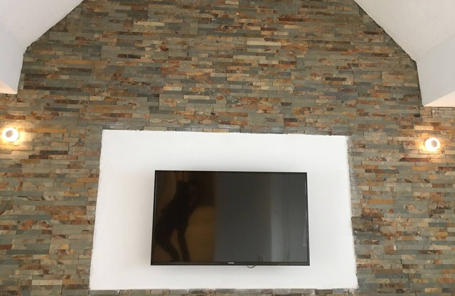 Genial !!! Suite con área exterior de 100m 2 área de barbacoa aire acondicionado