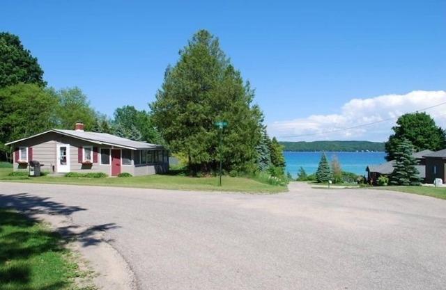 Torch Lake, Michigan Cottage!