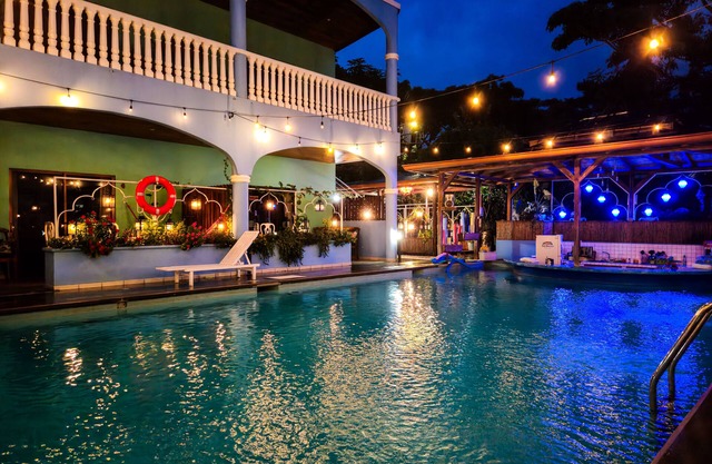 Toro Blanco Resort