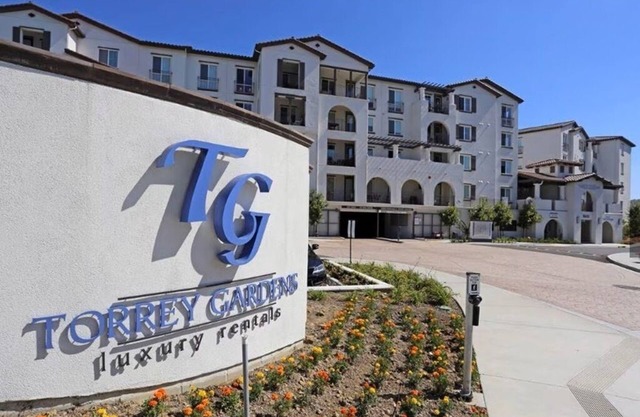 Torrey Gardens: Spacious 2BR Apt in Carmel Mountain, San Diego