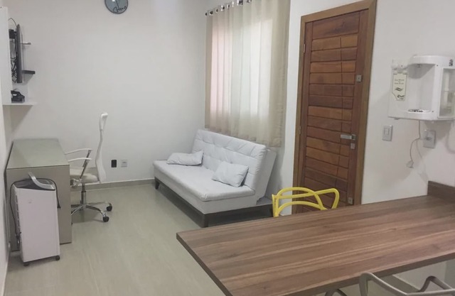 Tot house. furnished near the center