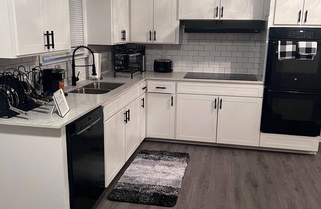 Totally Renovated Home in the Luxurious Lakeover Community