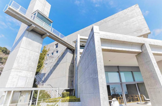 TOTO Seawind Awaji