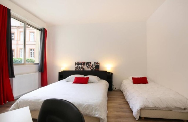 Toulouse Saint Georges Apt T3, 2 Chambres PK