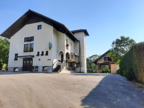 Tourist Farm Lavrič